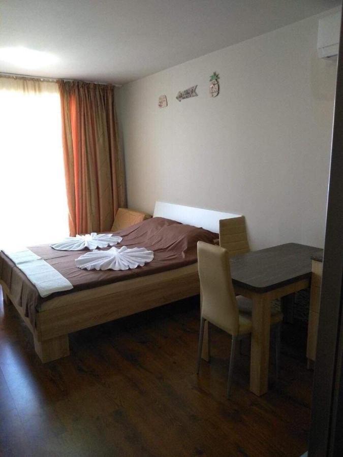 Studio In Diamond Beach Burgas Esterno foto