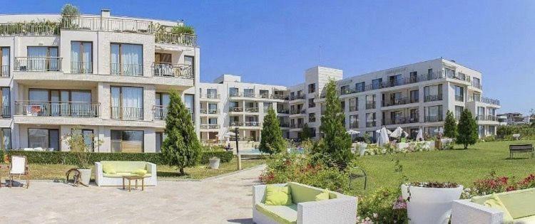 Studio In Diamond Beach Burgas Esterno foto
